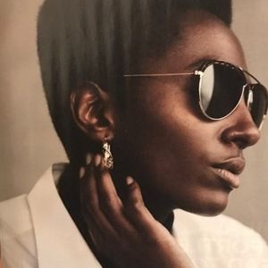 Meet your Posher, Simone